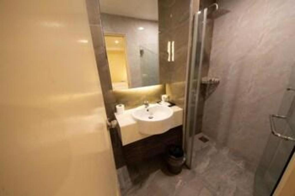 Ritzton 3*
